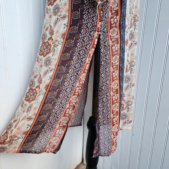 Liberty Love Women’s Sheer Cardigan / Kimono Red Blue Floral Open Front Sz L - Picture 5 of 12